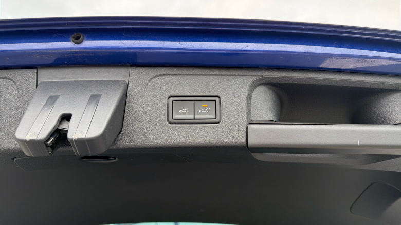 Volkswagen Passat 1.5 TSI EVO R-Line 5dr DSG Petrol Estate